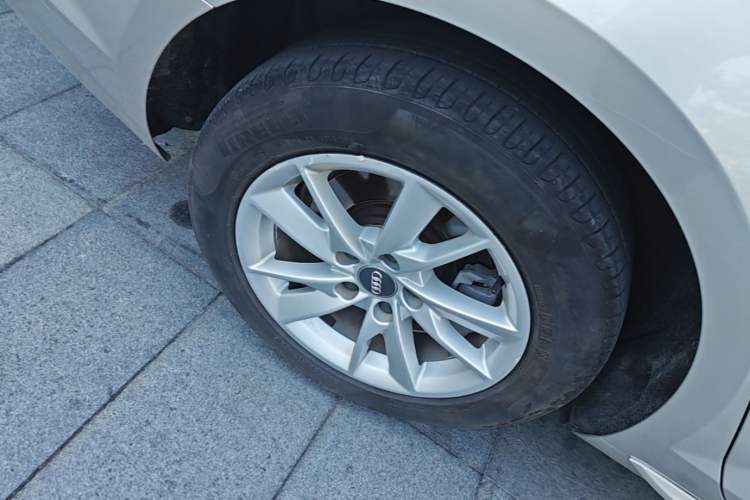 Used Audi A4L 2017 40 TFSI Ambition Edition Right Rear Wheel Hub