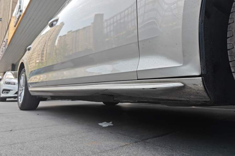 Used Audi A4L 2017 40 TFSI Ambition Edition Right Side Sill