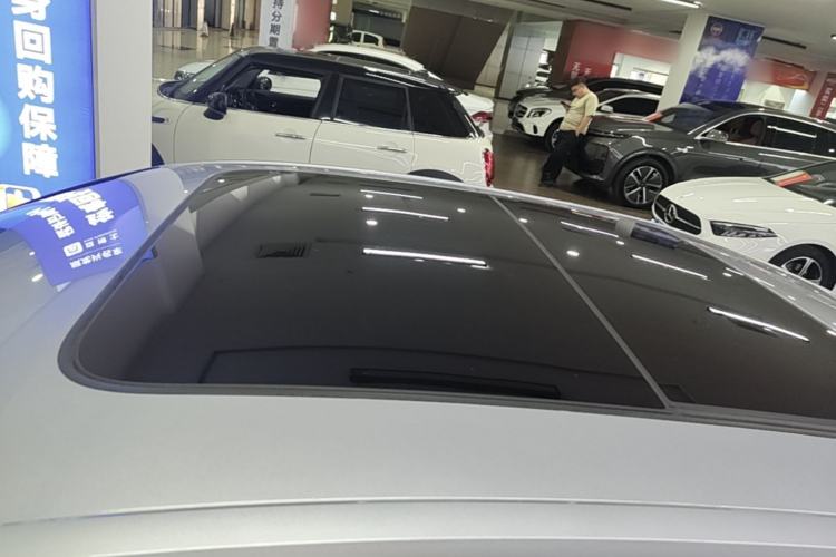 Used Audi A4L 2017 40 TFSI Fashion Model Roof