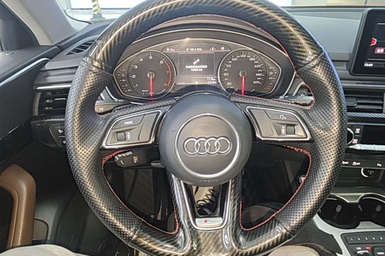 Used Audi A4L 2017 40 TFSI Fashion Model Steering Wheel