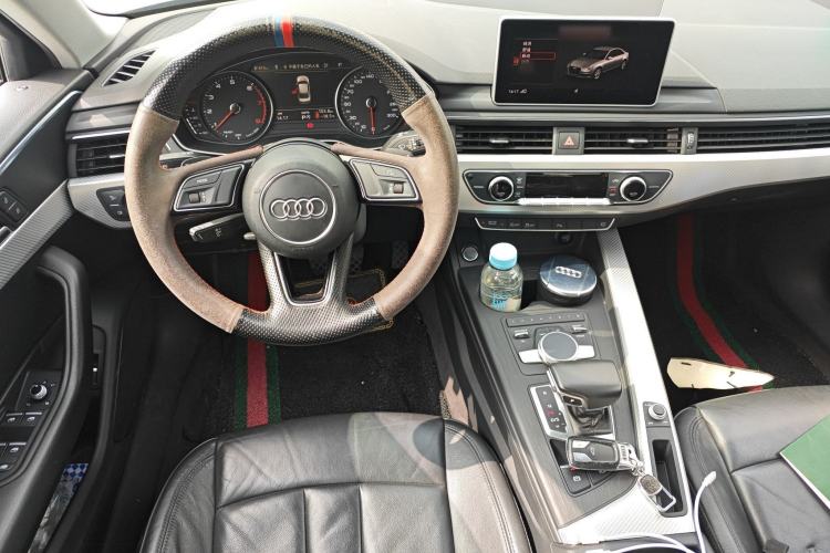 Used Audi A4L 2017 Plus 40 TFSI Fashion Model Steering Wheel