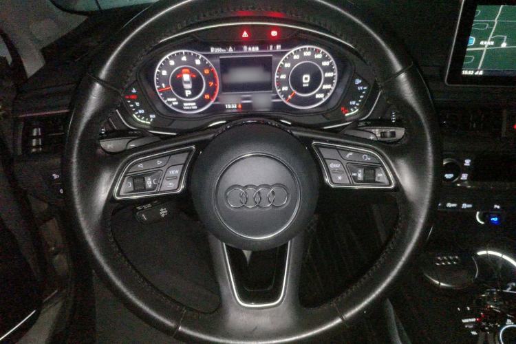 Used Audi A4L 2017 40 TFSI Style Edition Steering Wheel