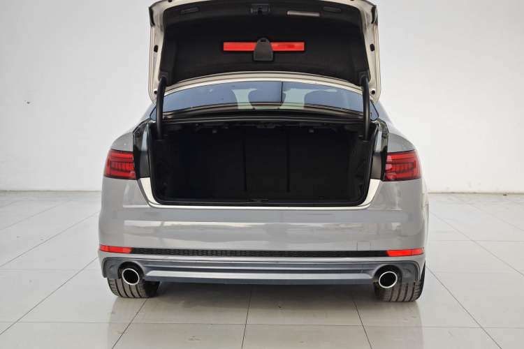 Used Audi A4L 2017 45 TFSI quattro Style Edition Trunk