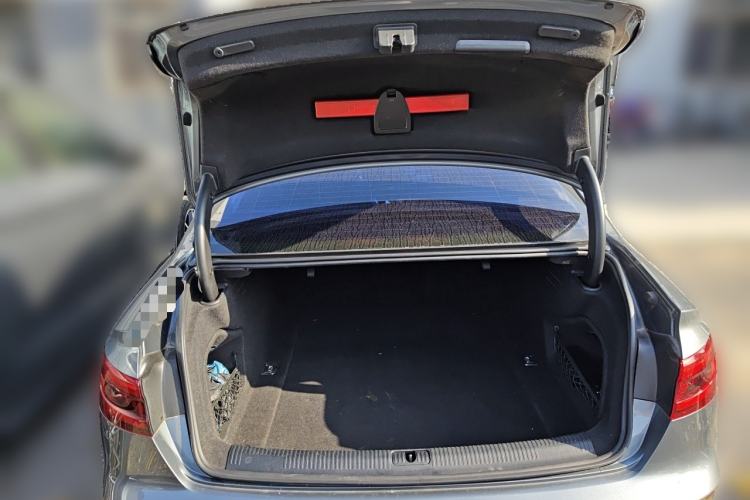Used Audi A4L 2017 Plus 40 TFSI Fashion Model Trunk