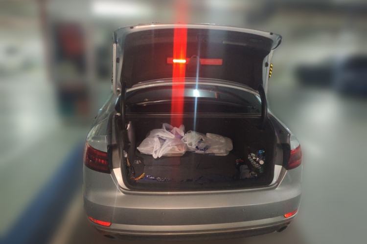 Used Audi A4L 2017 Plus 40 TFSI Fashion Model Trunk