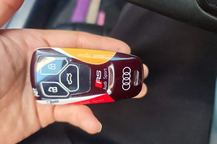Used Audi A4L 2017 Plus 45 TFSI quattro Sport model Vehicle Key