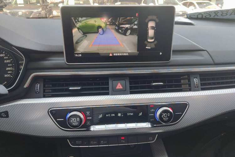 Used Audi A4L 2017 Plus 40 TFSI Ambition Model Audio And AC Panel
