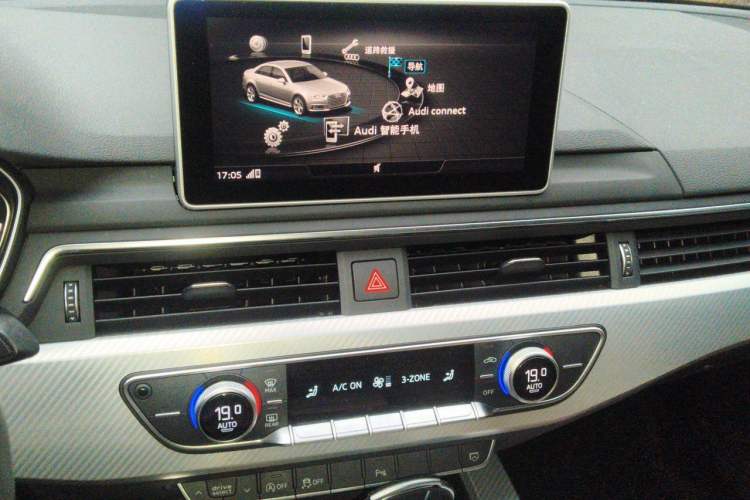 Used Audi A4L 2017 40 TFSI Fashion Model Audio And AC Panel