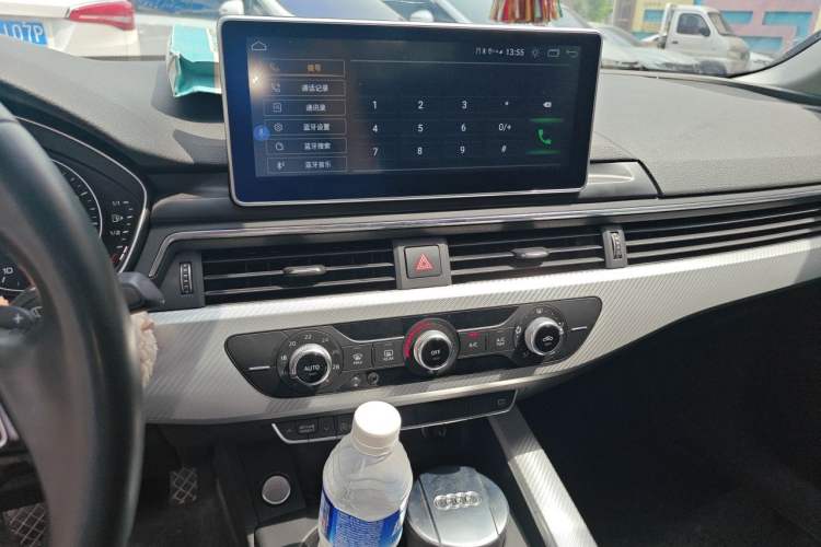 Used Audi A4L 2017 40 TFSI Ambition Edition Audio And AC Panel
