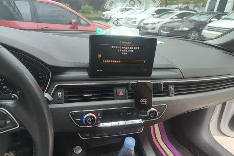 Used Audi A4L 2017 40 TFSI Style Edition Audio And AC Panel
