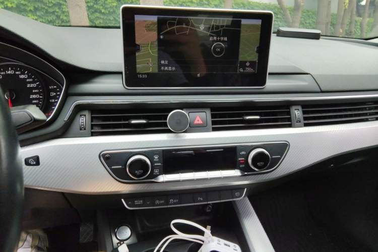 Used Audi A4L 2017 Plus 40 TFSI Fashion Model Audio And AC Panel