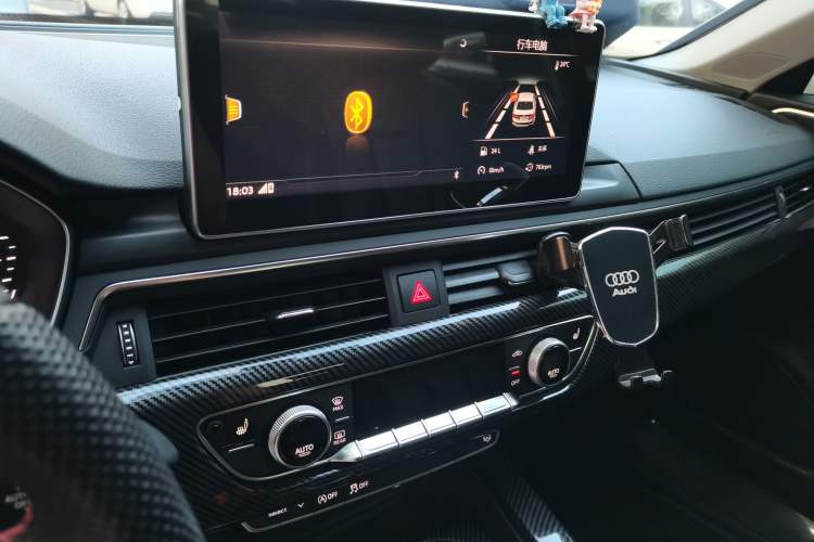 Used Audi A4L 2017 Plus 40 TFSI Ambition Model Audio And AC Panel