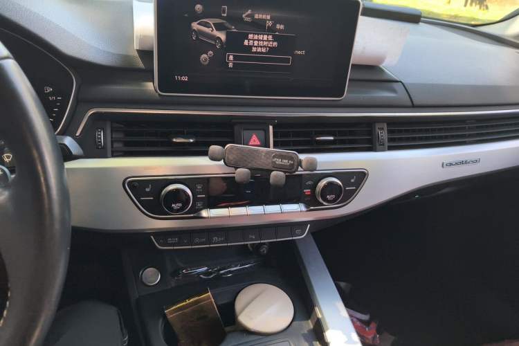 Used Audi A4L 2017 45 TFSI quattro Sport Edition Audio And AC Panel