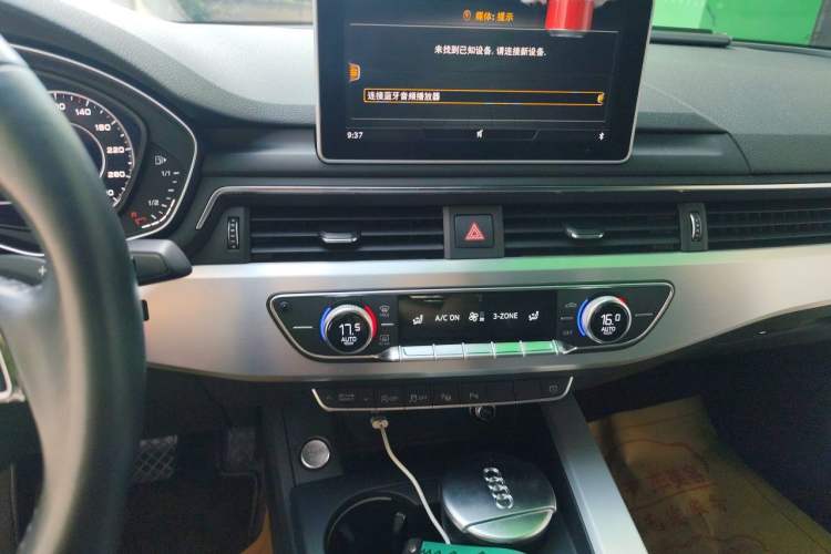 Used Audi A4L 2017 Plus 40 TFSI Sport Model Audio And AC Panel