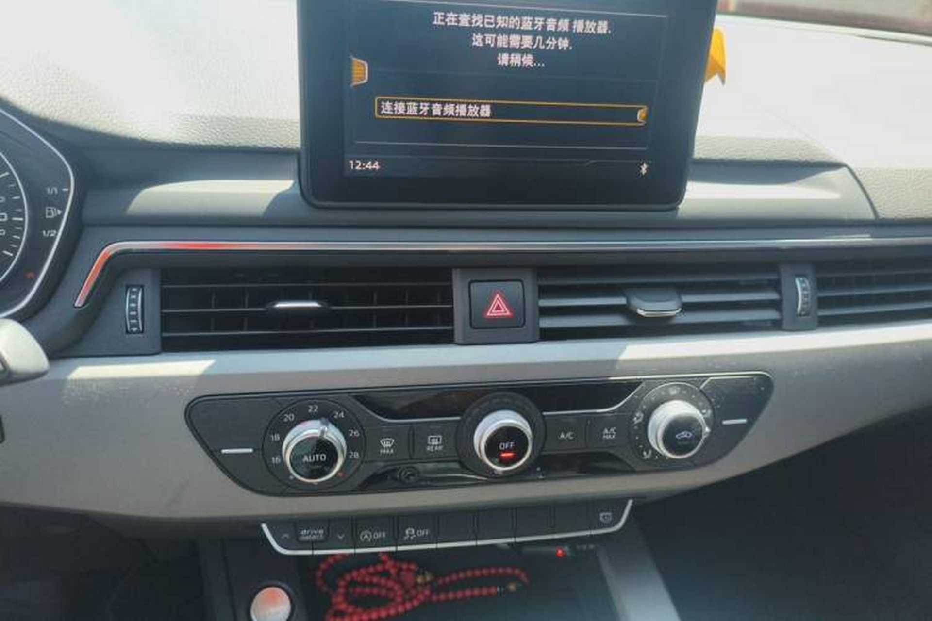 Used Audi A4L 2017 40 TFSI Ambition Edition Audio And AC Panel