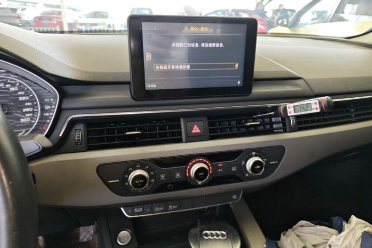 Used Audi A4L 2017 Plus 40 TFSI Ambition Model Audio And AC Panel