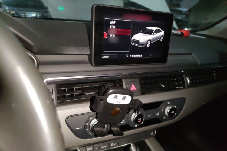 Used Audi A4L 2017 Plus 40 TFSI Ambition Model Audio And AC Panel