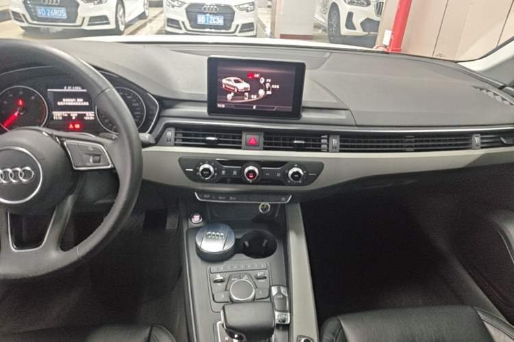 Used Audi A4L 2017 40 TFSI Ambition Edition Audio And AC Panel