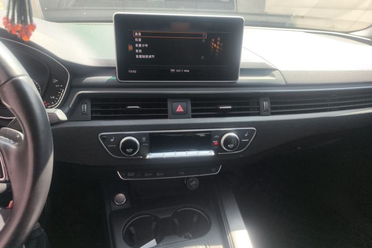 Used Audi A4L 2017 40 TFSI Style Edition Audio And AC Panel
