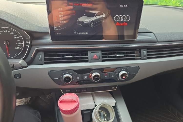 Used Audi A4L 2017 40 TFSI Ambition Edition Audio And AC Panel