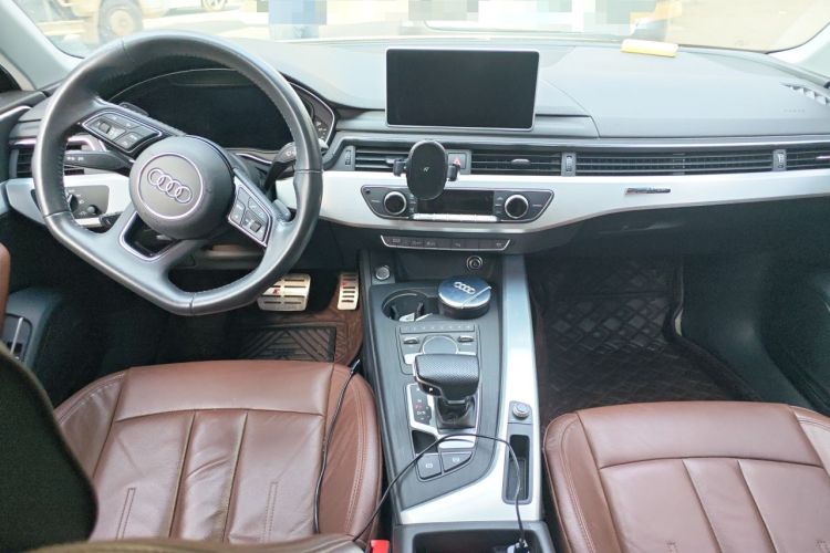 Used Audi A4L 2017 Plus 40 TFSI Sport Model Center Console
