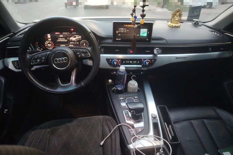 Used Audi A4L 2017 Plus 40 TFSI Sport Model Center Console