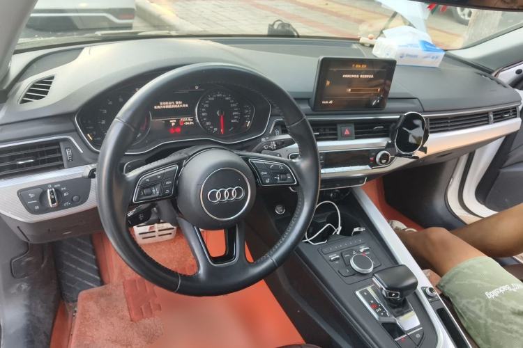 Used Audi A4L 2017 40 TFSI Style Edition Center Console