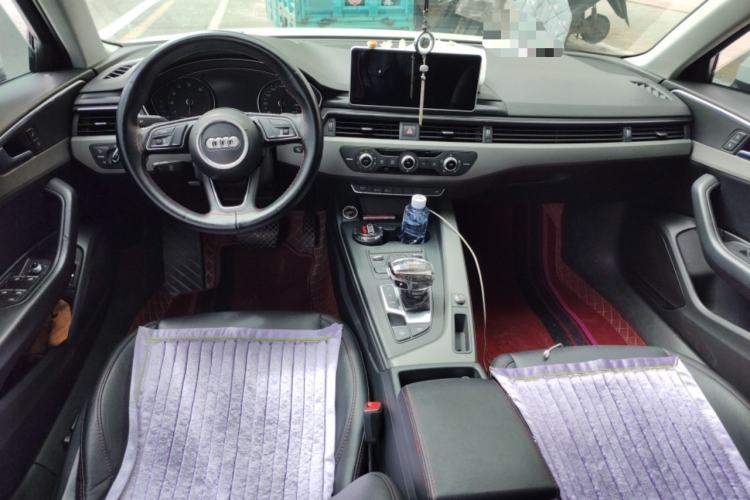 Used Audi A4L 2017 Plus 40 TFSI Ambition Model Center Console