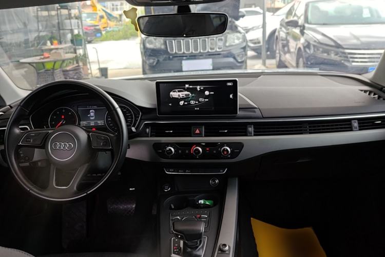 Used Audi A4L 2017 40 TFSI Ambition Edition Center Console