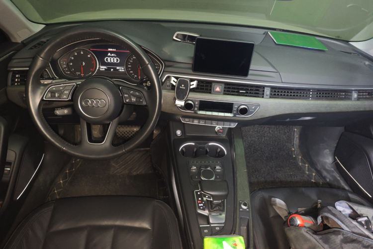 Used Audi A4L 2017 40 TFSI Style Edition Center Console