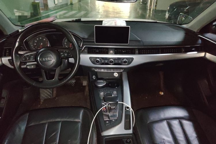 Used Audi A4L 2017 Plus 40 TFSI Ambition Model Center Console