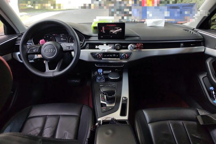 Used Audi A4L 2017 40 TFSI Style Edition Center Console