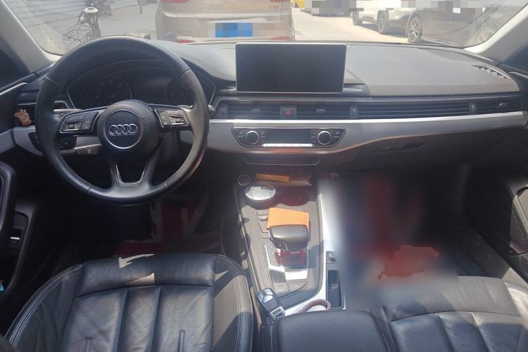 Used Audi A4L 2017 40 TFSI Fashion Model Center Console