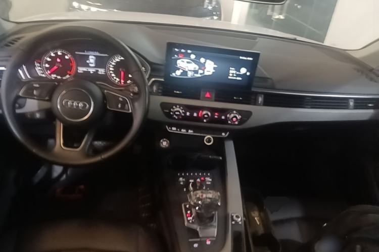 Used Audi A4L 2017 40 TFSI Ambition Edition Center Console
