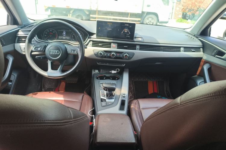Used Audi A4L 2017 Plus 40 TFSI Ambition Model Center Console