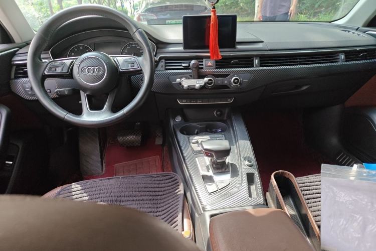 Used Audi A4L 2017 40 TFSI Ambition Edition Center Console
