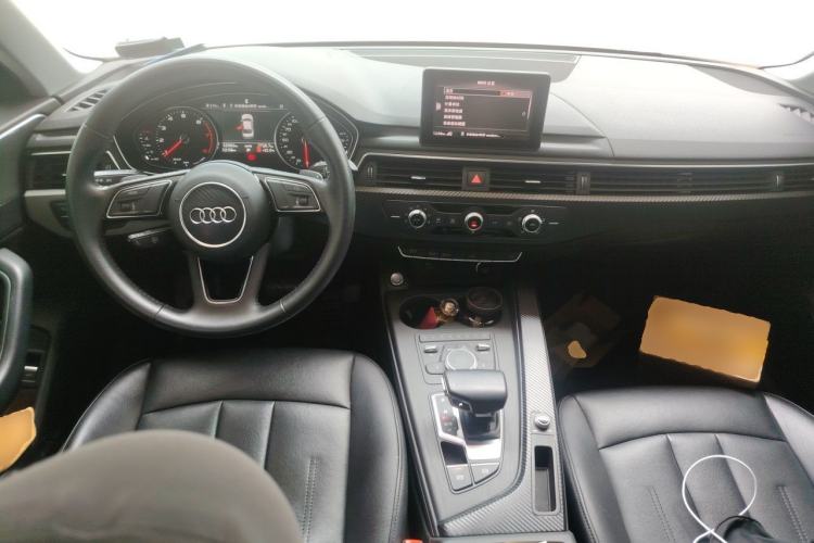 Used Audi A4L 2017 Plus 40 TFSI Ambition Model Center Console
