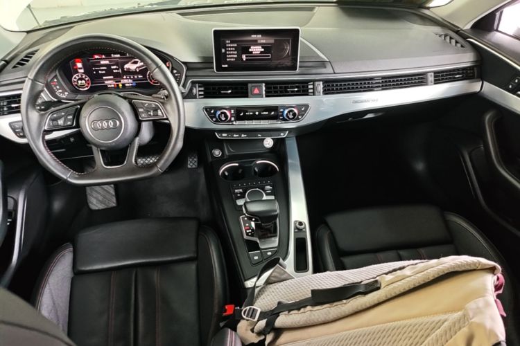Used Audi A4L 2017 45 TFSI quattro Sport Edition Center Console