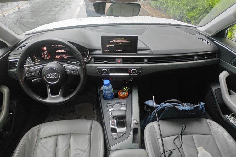Used Audi A4L 2017 40 TFSI Style Edition Center Console