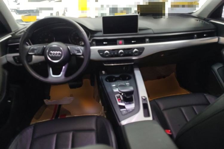 Used Audi A4L 2017 Plus 40 TFSI Fashion Model Center Console