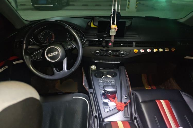 Used Audi A4L 2017 40 TFSI Ambition Edition Center Console
