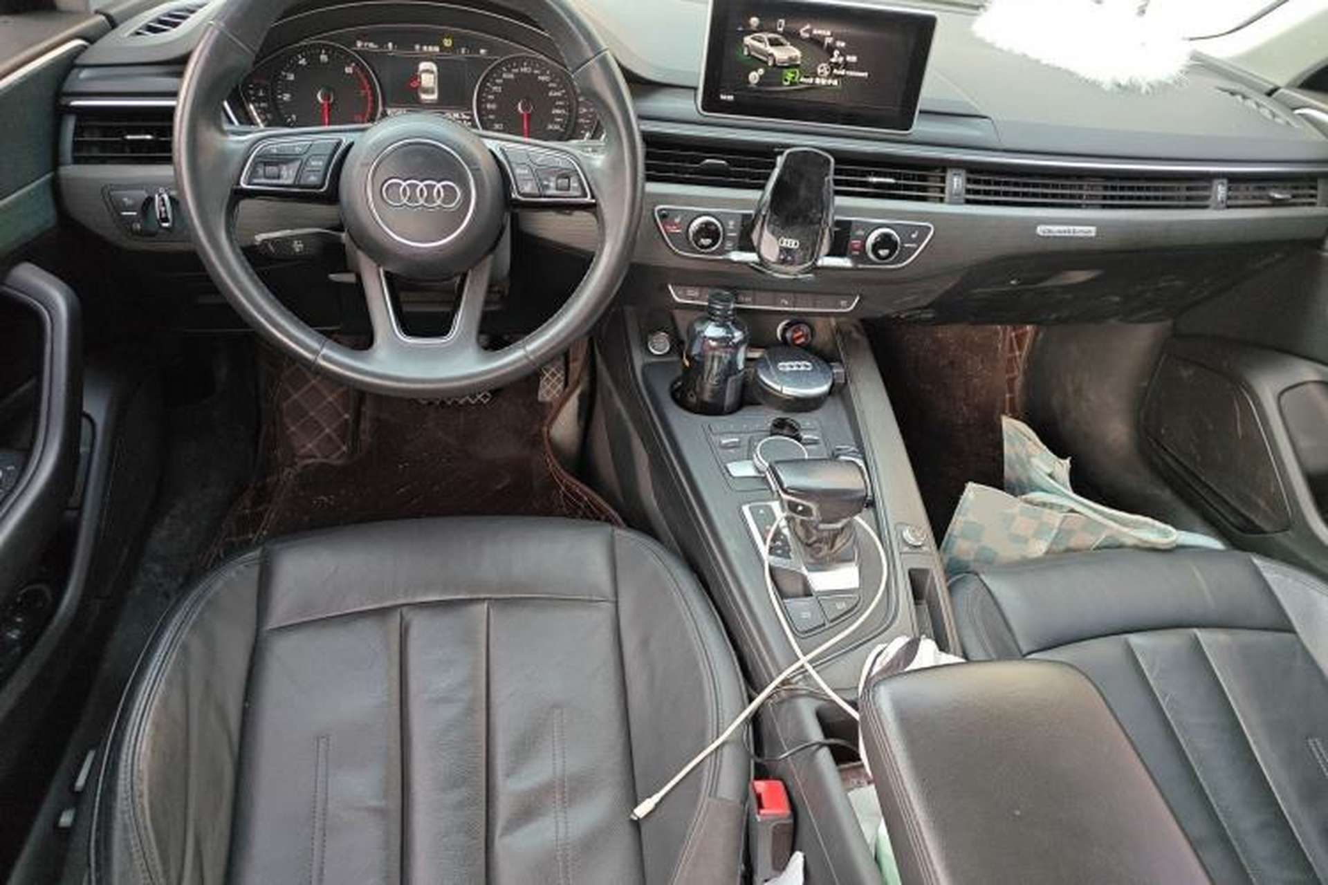 Used Audi A4L 2017 Plus 45 TFSI quattro Stylish Model Center Console