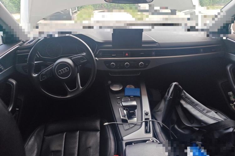 Used Audi A4L 2017 40 TFSI Ambition Edition Center Console