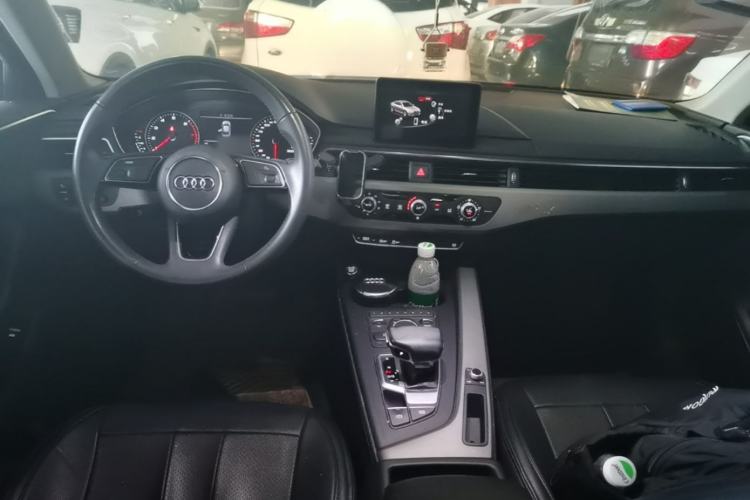 Used Audi A4L 2017 40 TFSI Ambition Edition Center Console