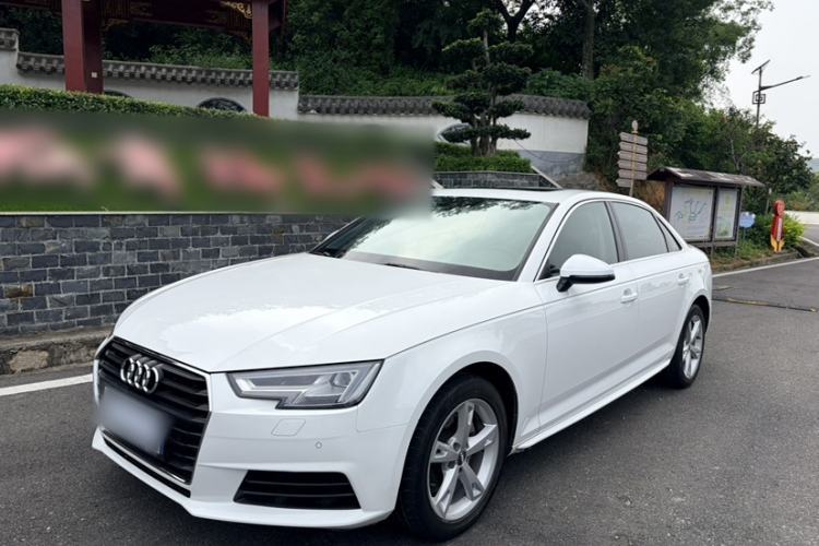 Used Audi A4L 2017 40 TFSI Fashion Model Guazi used car, China used car export, Used car for sale, Used Audi cars, Cheapest cars for sale