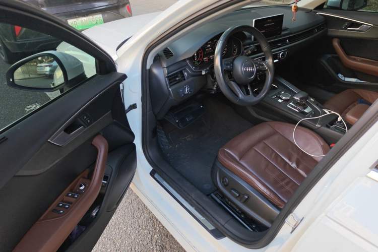 Used Audi A4L 2017 Plus 40 TFSI Style Edition Driver Seat