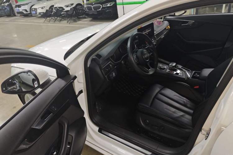 Used Audi A4L 2017 Plus 40 TFSI Ambition Model Driver Seat