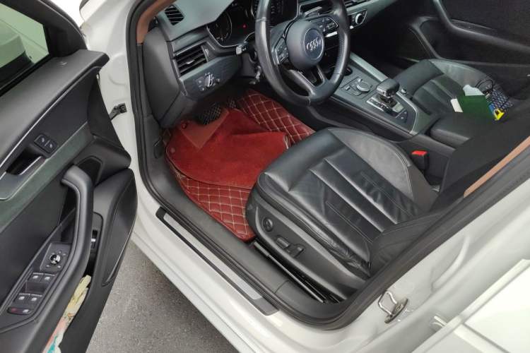 Used Audi A4L 2017 40 TFSI Style Edition Driver Seat