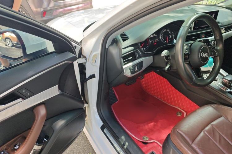 Used Audi A4L 2017 Plus 40 TFSI Fashion Model Driver Seat