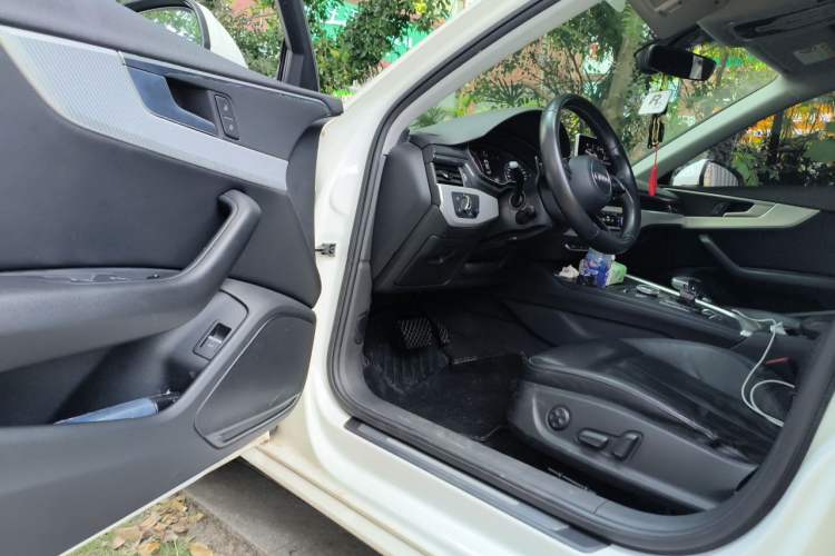 Used Audi A4L 2017 40 TFSI Fashion Model Driver Seat